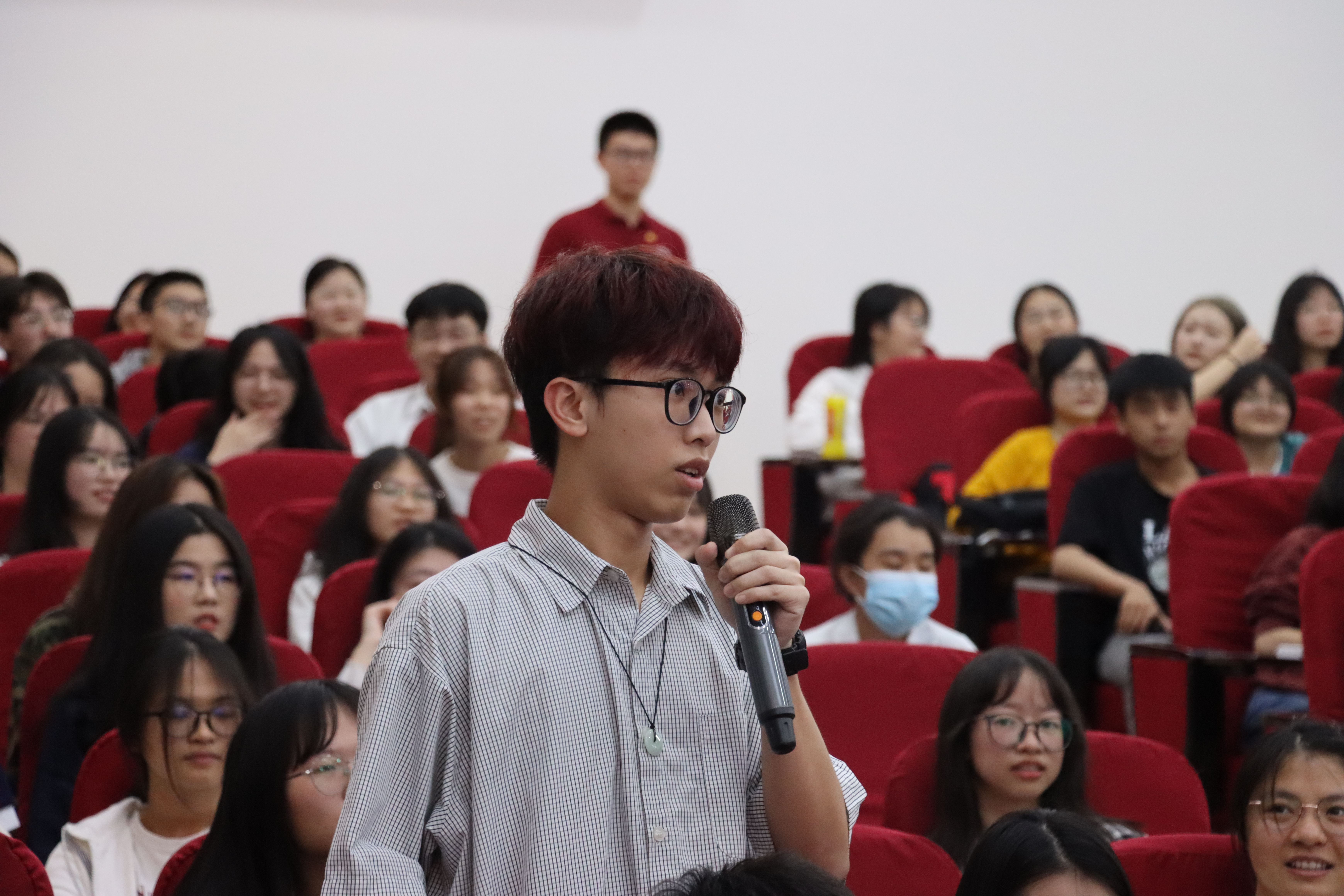 陈柏延.jpg